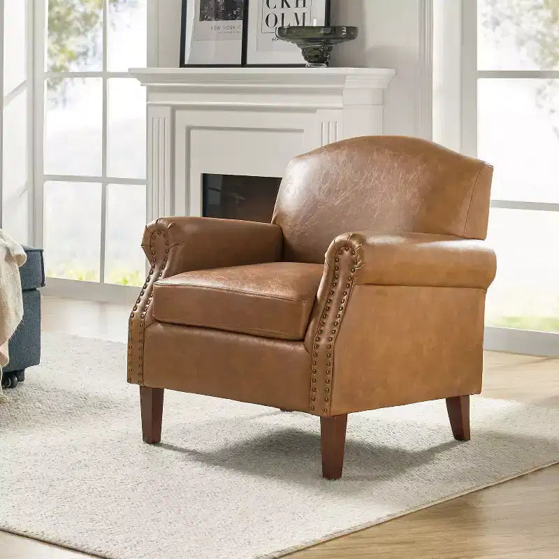 Fauteuil en cuir végane transitoire avec clous décoratifs