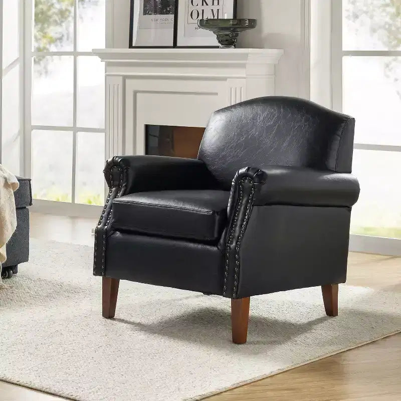 Fauteuil en cuir végane transitoire avec clous décoratifs